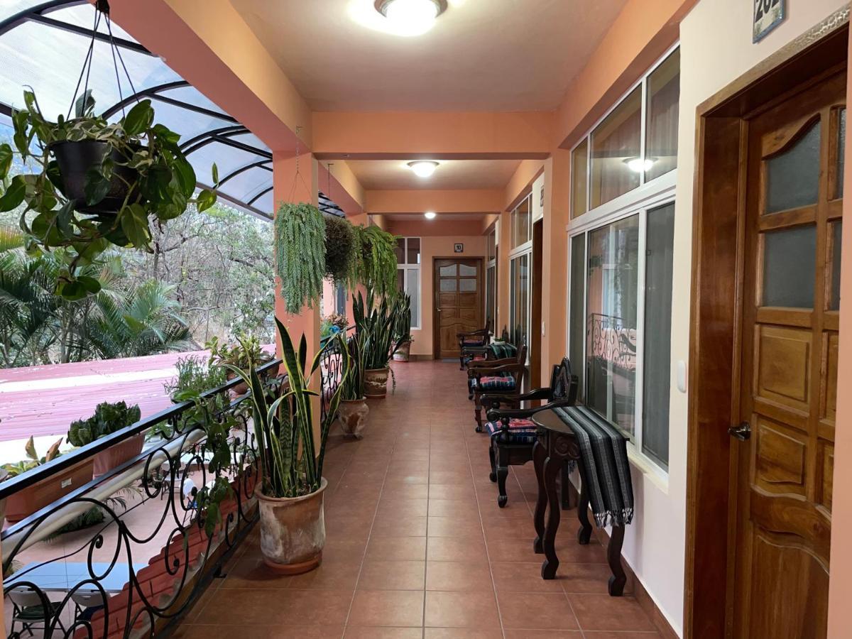 Hotel-Villas Jabel Tinamit Panajachel Exterior foto